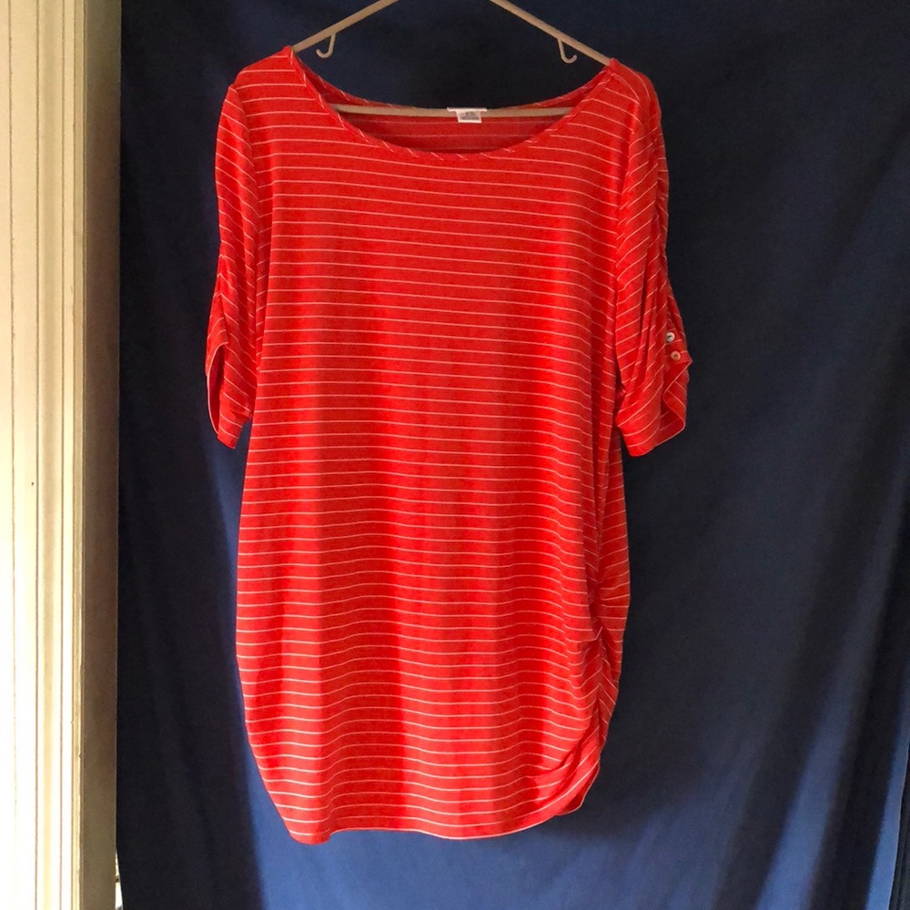 Motherhood Maternity top. Size XL.